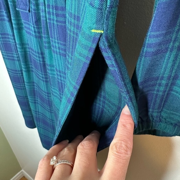 VINEYARD Vines Girl's Hudson Blue and Green Plaid Shirtdress Size 14 - Picture 4 of 8